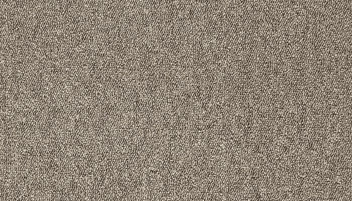 810